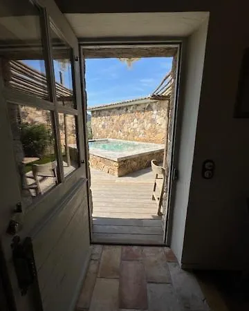 Les Bergeries De Pinarello, Arba Barona